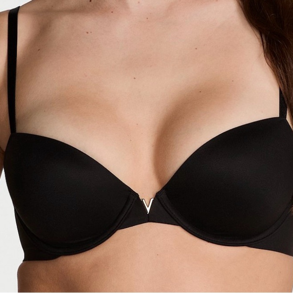 NWT Victorias Secret Love Cloud Smooth Lightly Lined Bra Black 34C